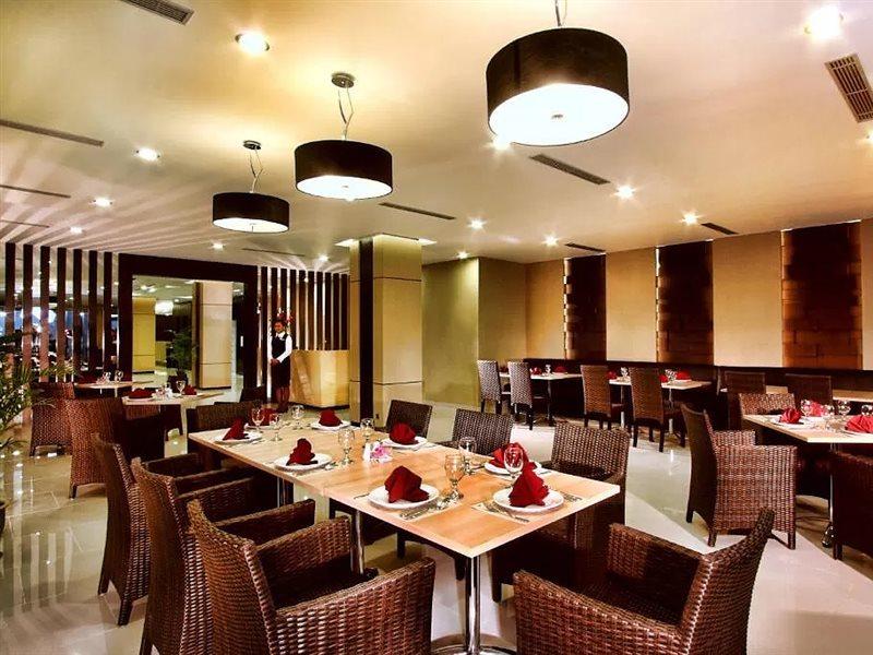 Orchardz Hotel Ayani Pontianak Kültér fotó